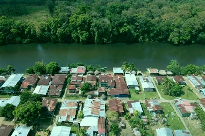 Escorts Boca de Cupe, Panama — Local Companions