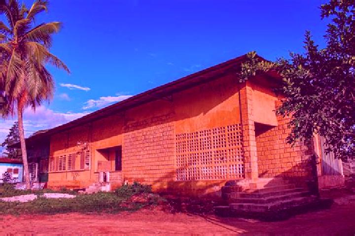 Escorts Boffa, Guinea — Local Companions