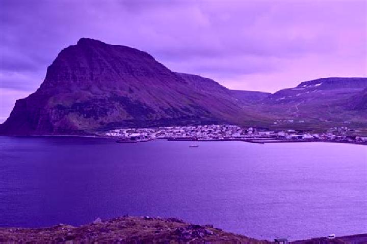 Escorts Bolungarvik, Iceland — Local Companions