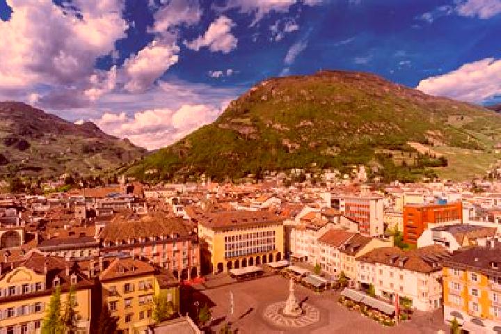 Escorts Bolzano Novarese, Italy — Local Companions