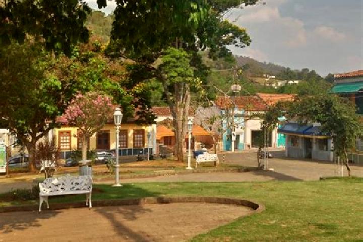 Escorts Bom Jesus do Amparo, Brazil — Local Companions