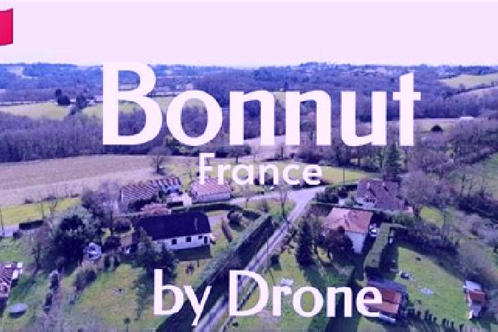 Escorts Bonnut, France — Local Companions