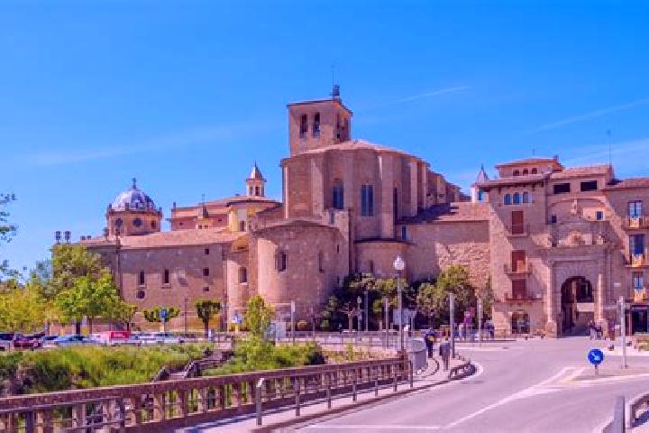 Escorts Borrassa, Spain — Local Companions