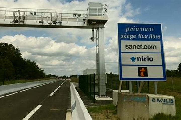 Escorts Bourg-de-Peage, France — Local Companions