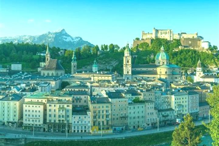Escorts Breitensee, Austria — Local Companions