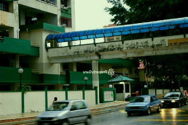 Escorts Brickfields, Malaysia — Local Companions