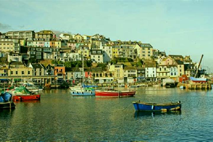 Escorts Brixham, United Kingdom — Local Companions