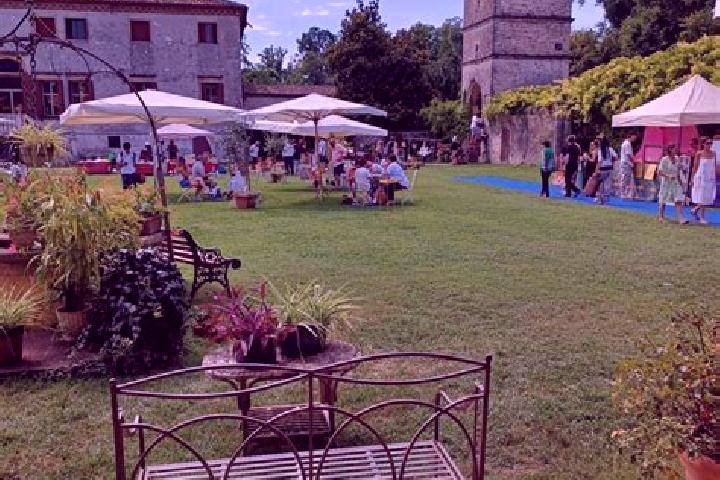 Escorts Brugine, Italy — Local Companions