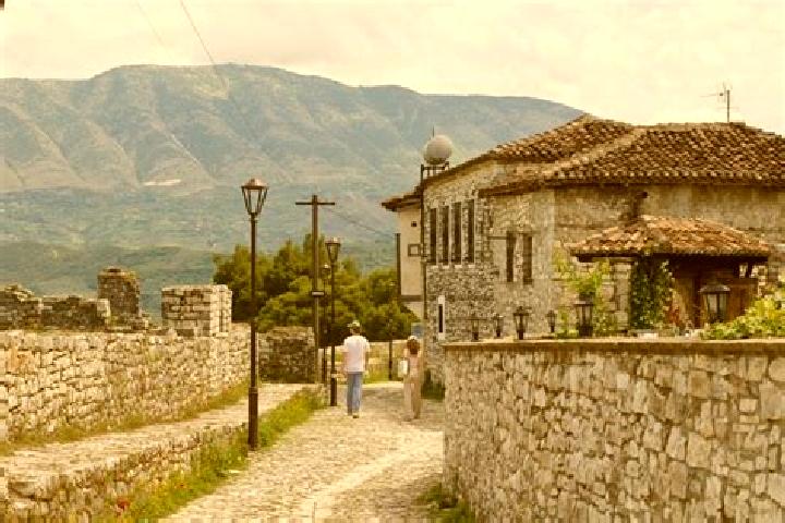 Escorts Bubullime, Albania — Local Companions
