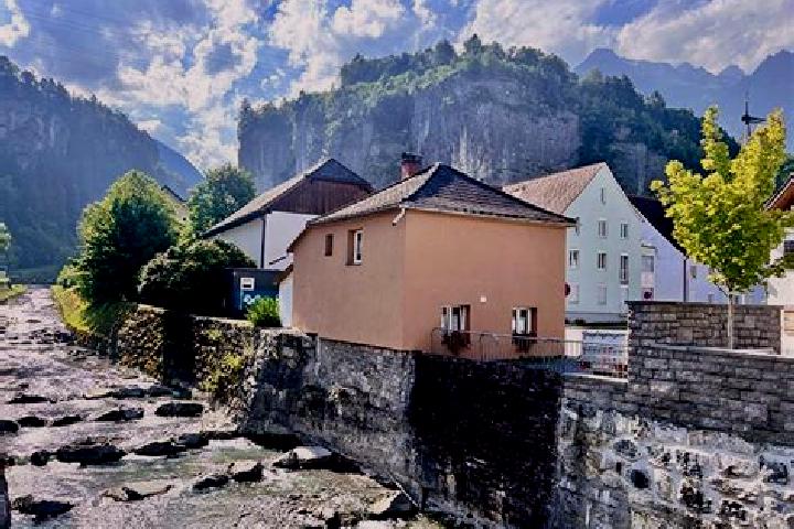 Escorts Buers, Austria — Local Companions