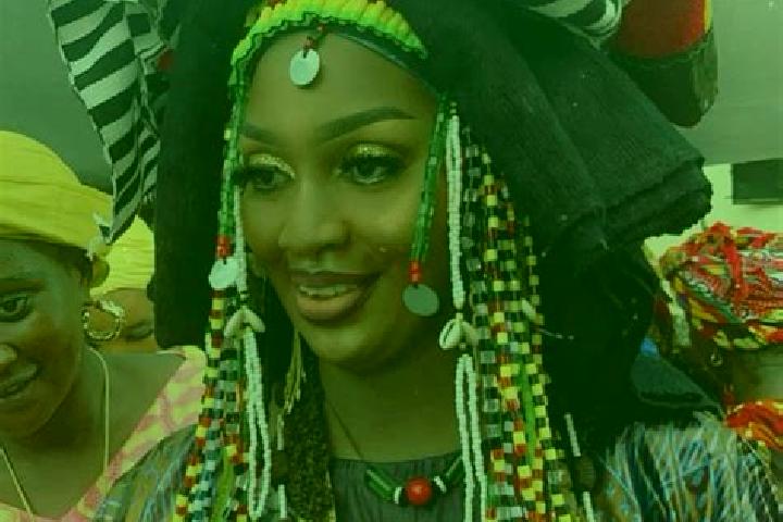 Escorts Buiba Mandinka, Gambia — Local Companions