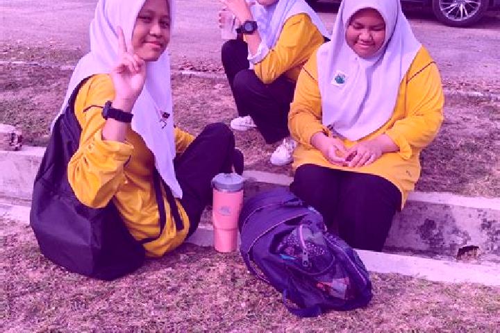 Escorts Bukit Rambai, Malaysia — Local Companions