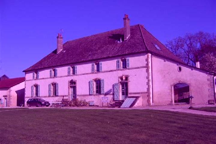 Escorts Bulgneville, France — Local Companions
