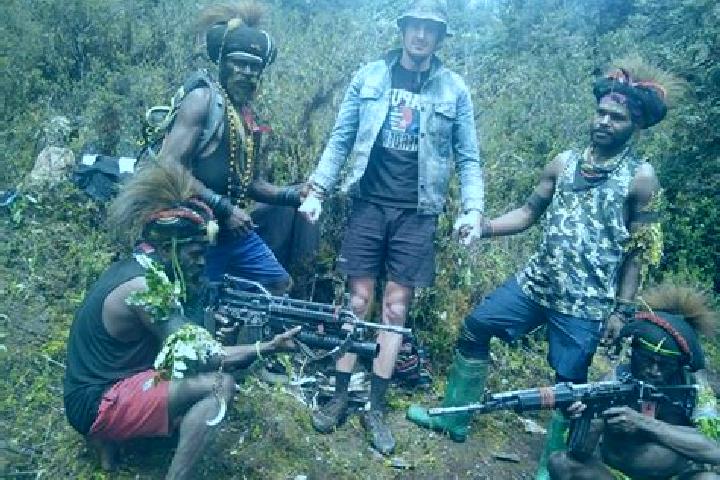 Escorts Bulolo, Papua New Guinea — Local Companions