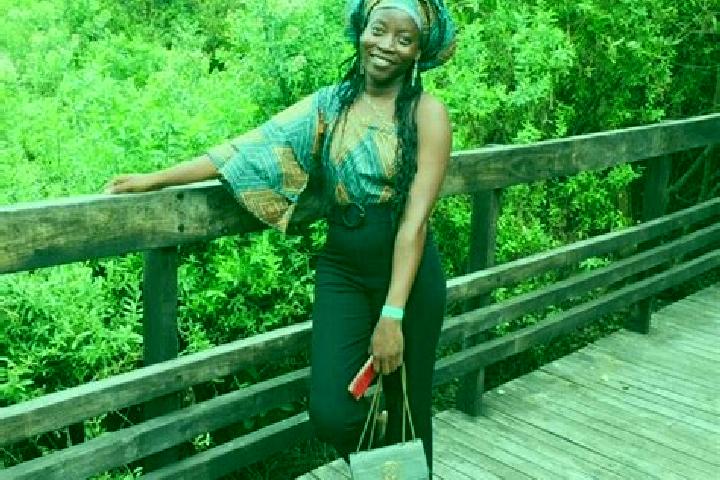 Escorts Buzi, Mozambique — Local Companions