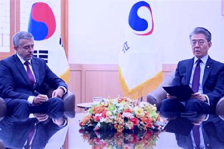 Escorts Byeonggok, South Korea — Local Companions