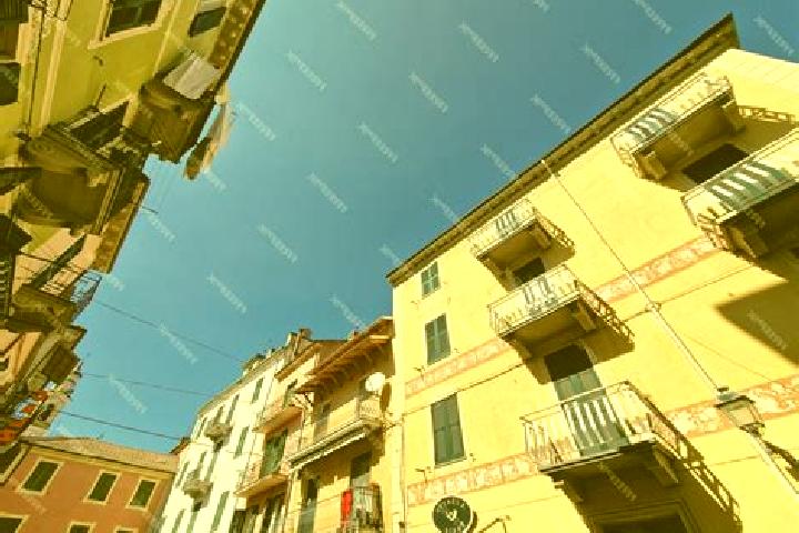 Escorts Cabella Ligure, Italy — Local Companions