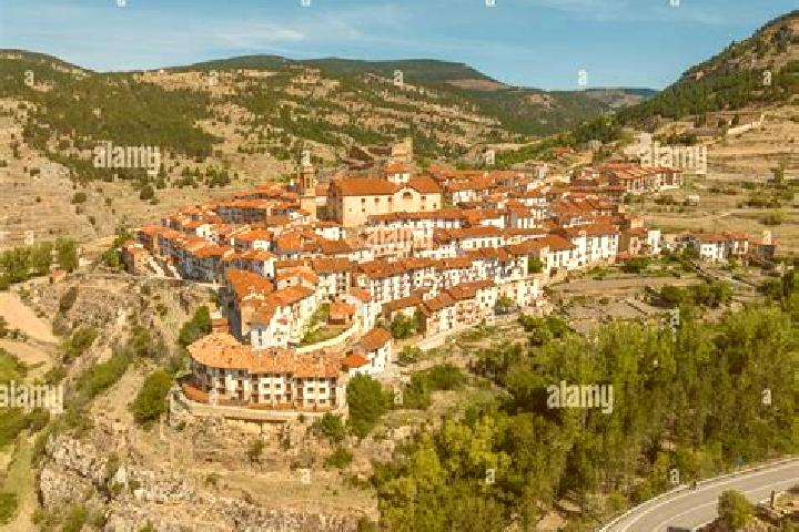 Escorts Cabra de Mora, Spain — Local Companions