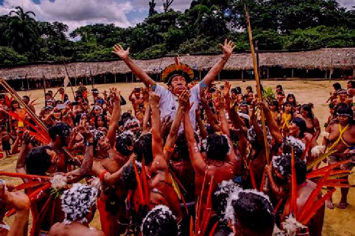 Escorts Cachoeira dos Indios, Brazil — Local Companions