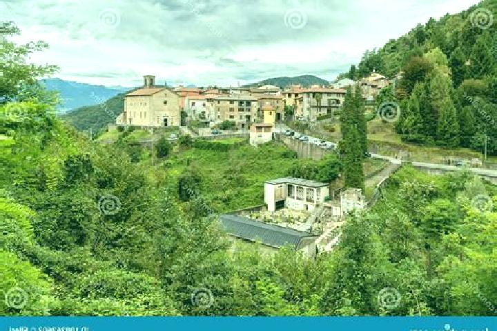 Escorts Cadegliano-Viconago, Italy — Local Companions