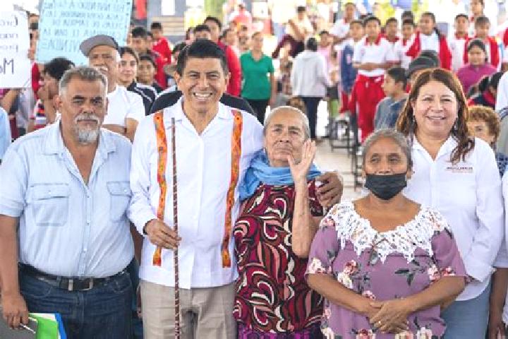 Escorts Calihuala, Mexico — Local Companions