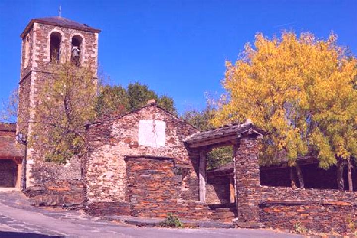Escorts Campillo de Ranas, Spain — Local Companions
