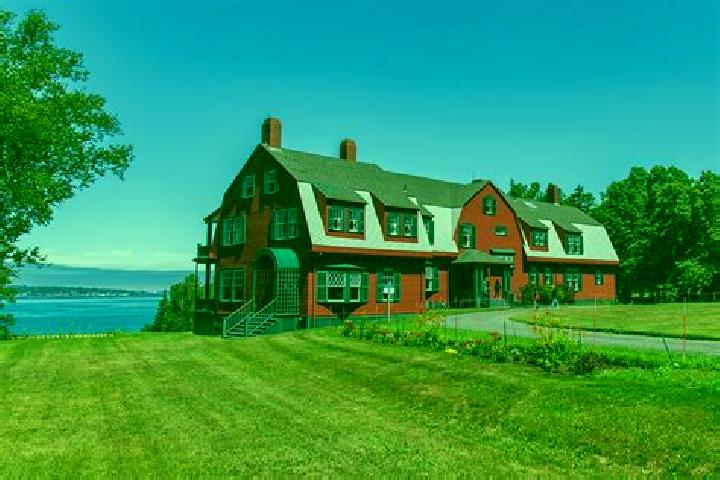 Escorts Campobello Island, Canada — Local Companions