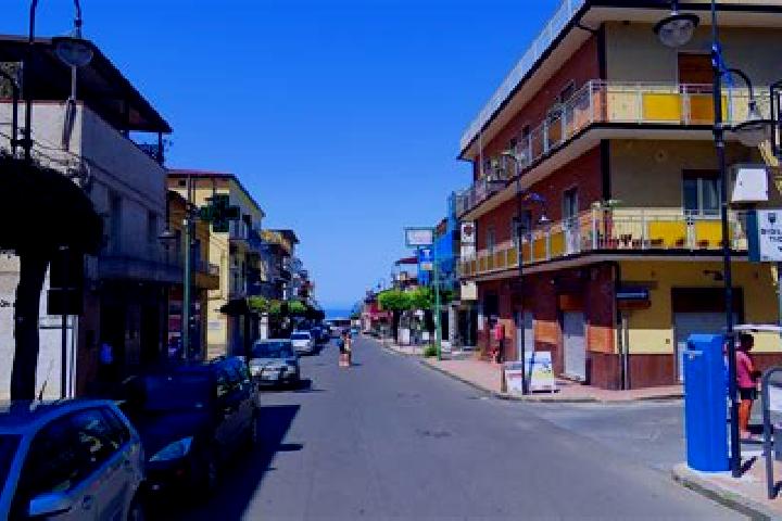 Escorts Campora San Giovanni, Italy — Local Companions