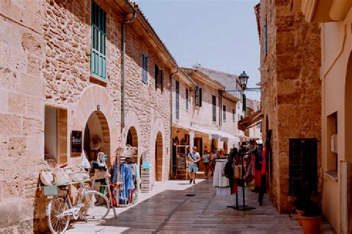 Escorts Campos, Spain — Local Companions