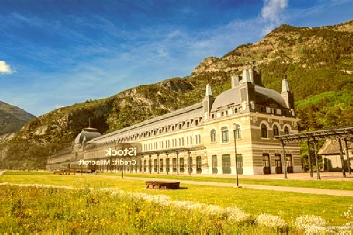 Escorts Canfranc, Spain — Local Companions