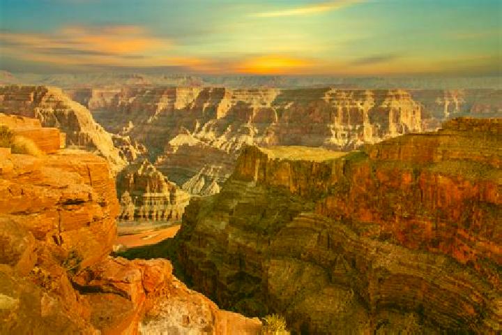 Escorts Canyon City, United States — Local Companions