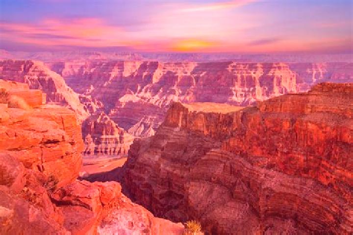 Escorts Canyon Rim, United States — Local Companions