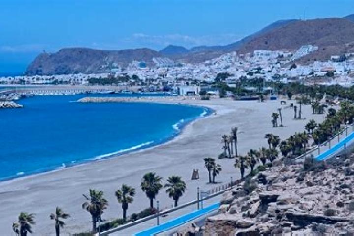 Escorts Carboneras, Mexico — Local Companions