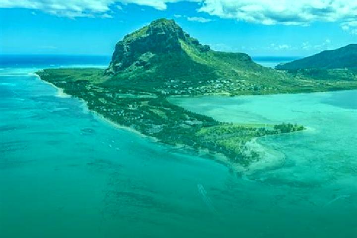 Escorts Cargados Carajos, Mauritius — Local Companions