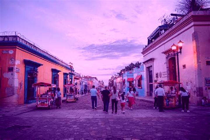 Escorts Carichi, Mexico — Local Companions