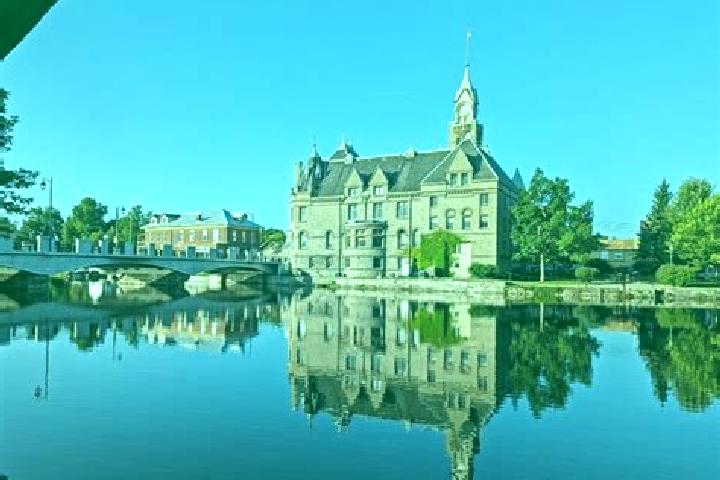 Escorts Carleton Place, Canada — Local Companions