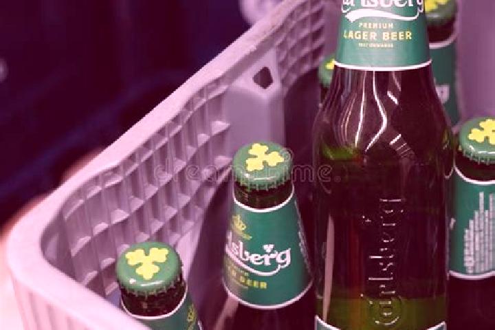 Escorts Carlsberg, Germany — Local Companions