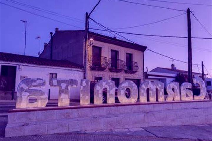 Escorts Carmonita, Spain — Local Companions