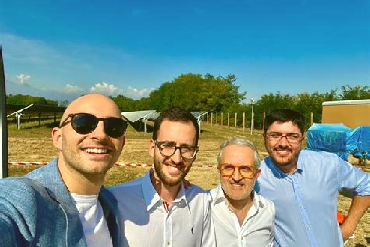 Escorts Caronti, Italy — Local Companions