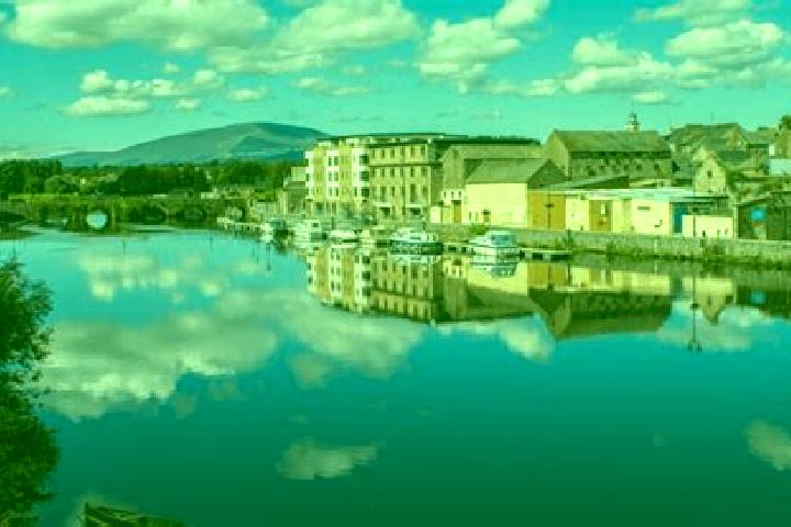 Escorts Carrick-on-Suir, Ireland — Local Companions
