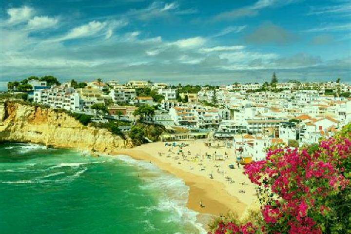 Escorts Carvoeiro, Portugal — Local Companions