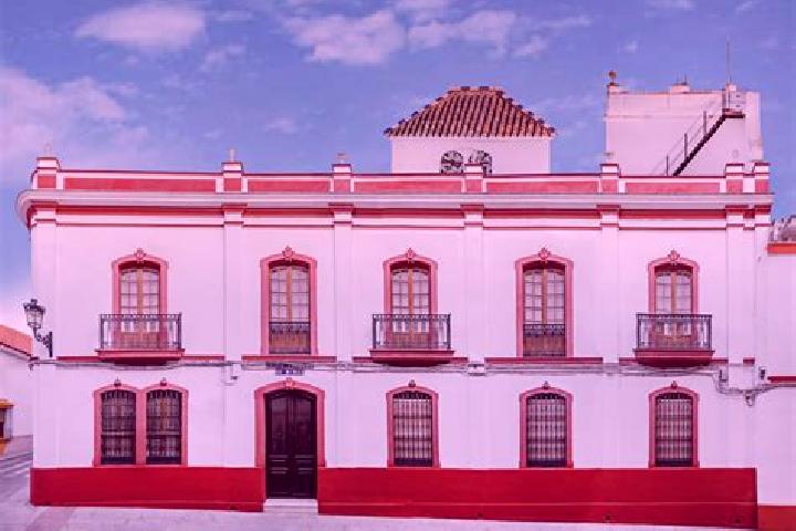 Escorts Casas de Don Pedro, Spain — Local Companions