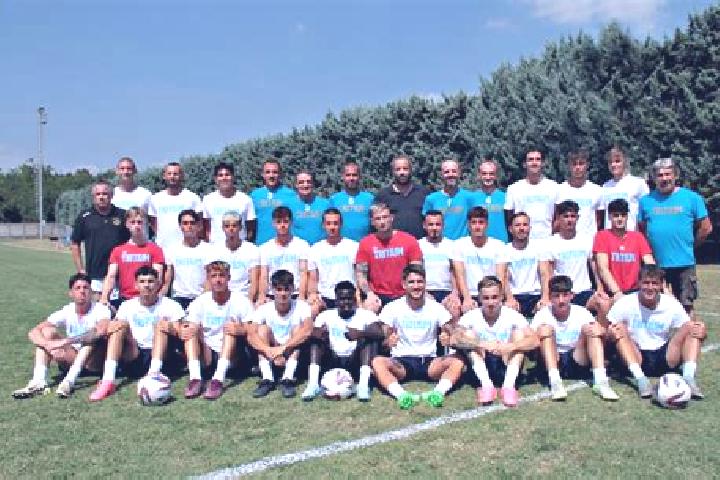 Escorts Castel Fusano, Italy — Local Companions