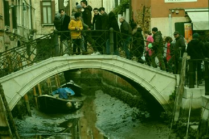 Escorts Castel Giorgio, Italy — Local Companions