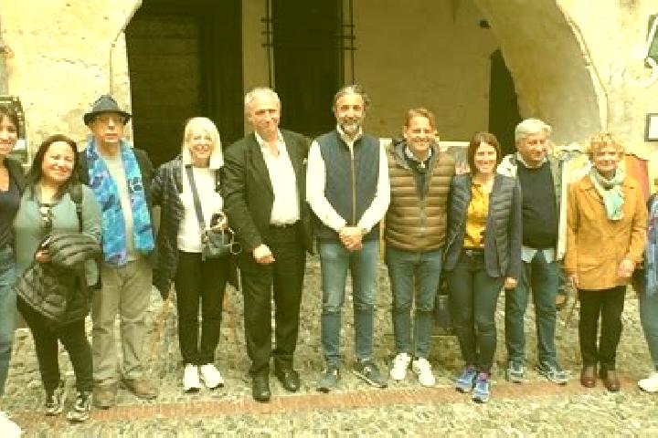 Escorts Castellazzo Bormida, Italy — Local Companions