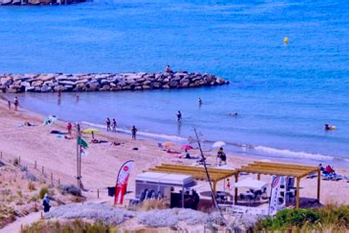 Escorts Castelldefels, Spain — Local Companions
