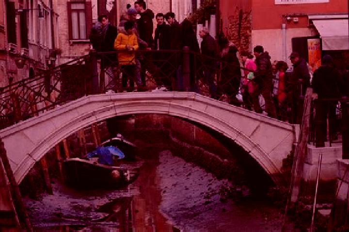 Escorts Castello Lavazzo, Italy — Local Companions