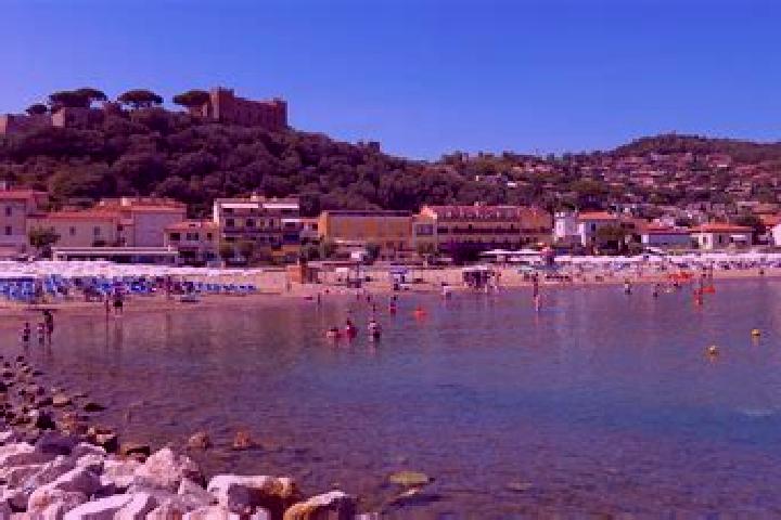 Escorts Castiglione della Pescaia, Italy — Local Companions