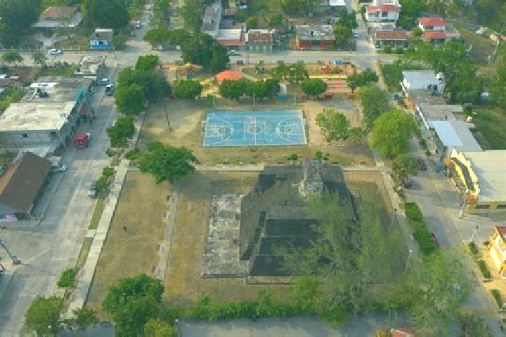 Escorts Castillo de Teayo, Mexico — Local Companions