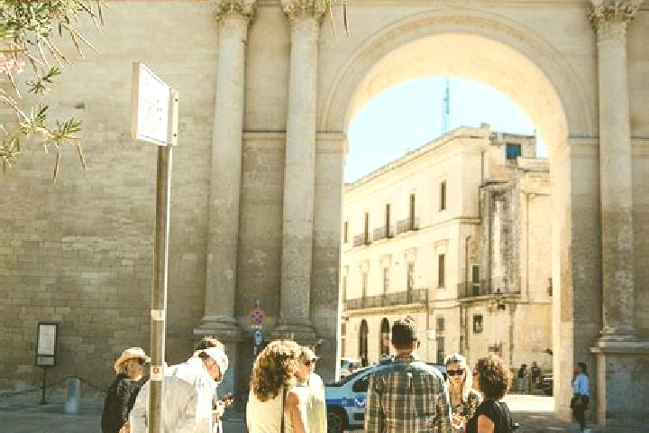 Escorts Castri di Lecce, Italy — Local Companions